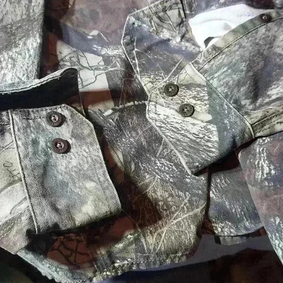 RedHead Silent-Hide camo button down - Picture 9 of 12